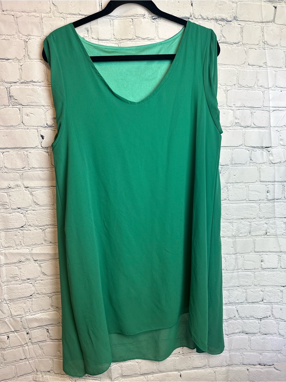 Green Sleeveless V-Neck Women's Top